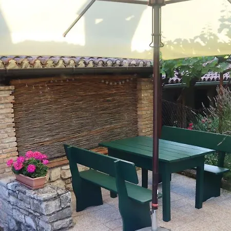 Апартаменты Jelena *